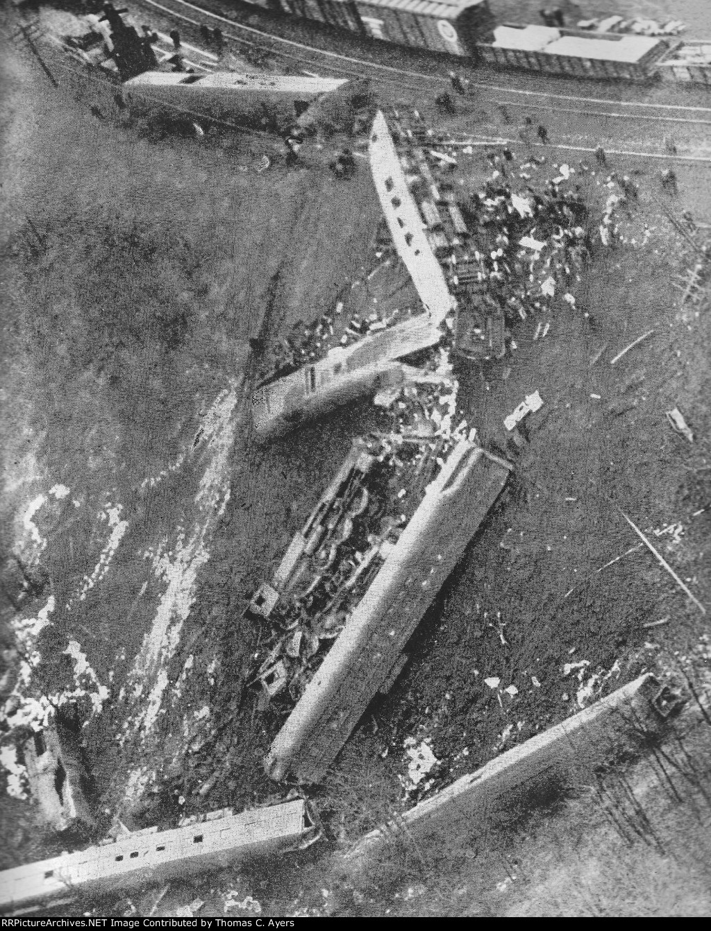 PRR "Red Arrow" Wreck, #1 of 2, Photo, 1947